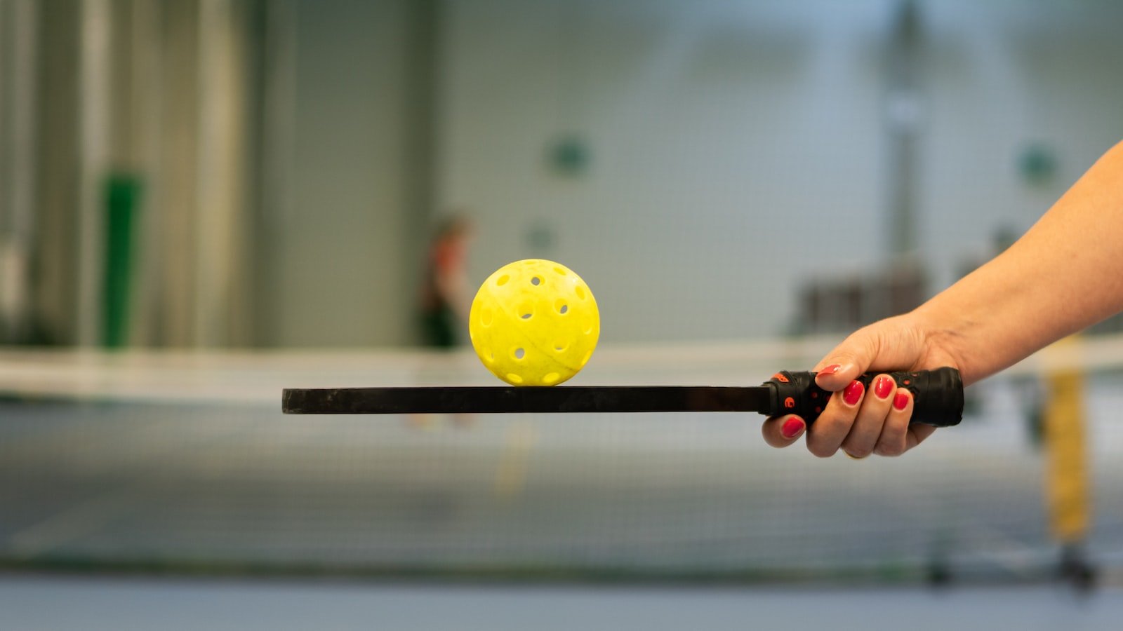 From Durable Grips​ to Enhanced Control: The Impact of Technological ⁢Advancements in Pickleball Balls