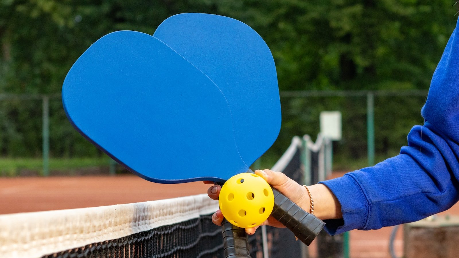 The Wind ⁣Rule: How Weather Affects Pickleball Play
