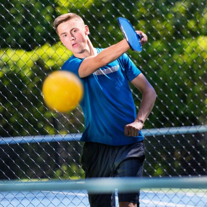 The Spin Serve in Pickleball: What’s Allowed and What’s Not